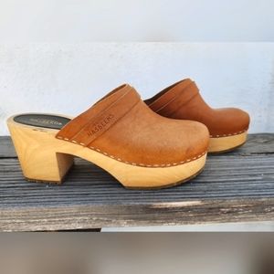 Swedish Hasbeens Clogs Size 40